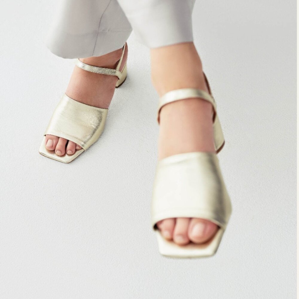Maguire Oliva gold block heel
